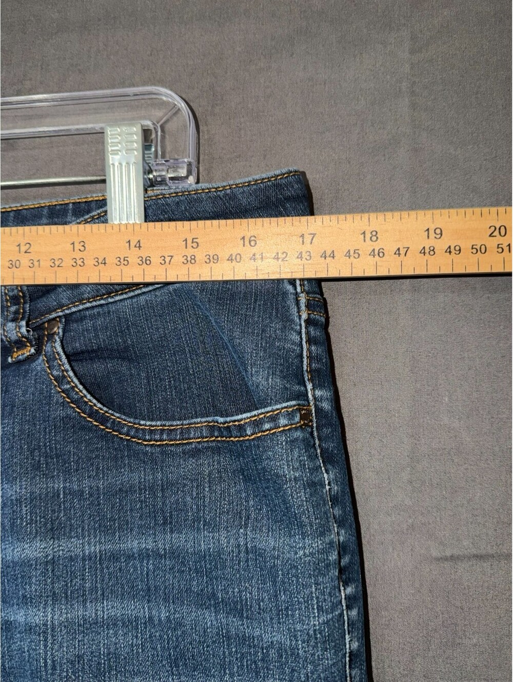 Apt 9 Womens Blue Denim Jeans Size 10 Regular Fit - Picture 4 of 8